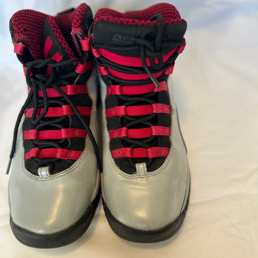 Nike Air Jordan 10 Retro X GS 487211-009 Wolf Grey Black Red 6.5Y